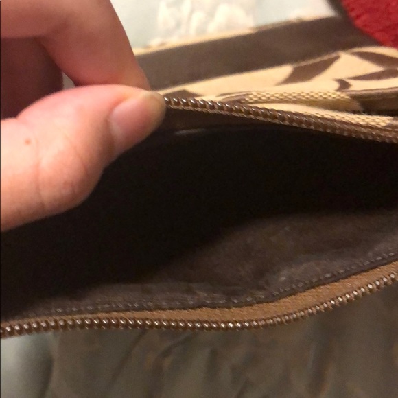 Coach crossbody - Picture 3 of 3